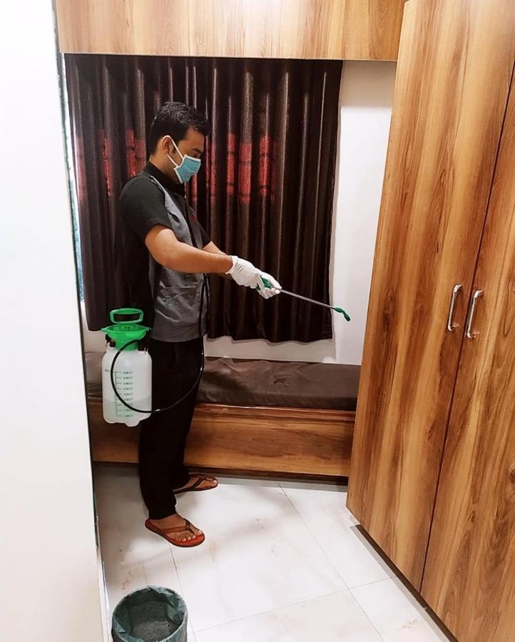 Hotel Ashyana - Near To Grant Road Station 뭄바이 외부 사진