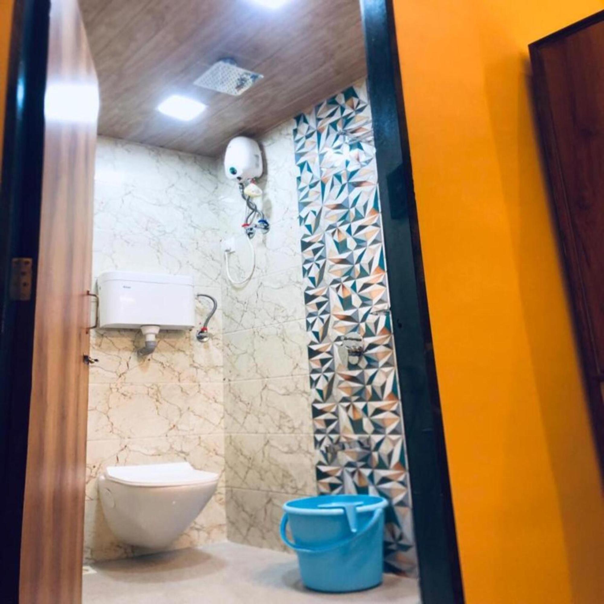 Hotel Ashyana - Near To Grant Road Station 뭄바이 외부 사진